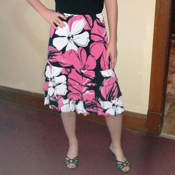 Cato Dresses & Skirts - 🔥 Final Price 🔥Cato Flowery Ruffle Skirt